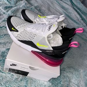 Nike Air Max 270